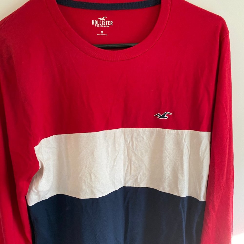 Hollister Long Sleeve T-shirt
